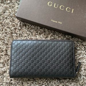 Sold Gucci Microguccissima Leather Wallet